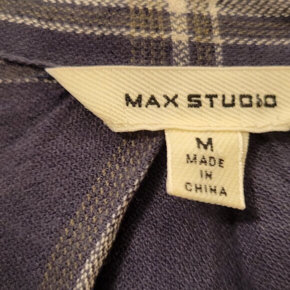 Women's Size M Flannel - Picture 4 of 4